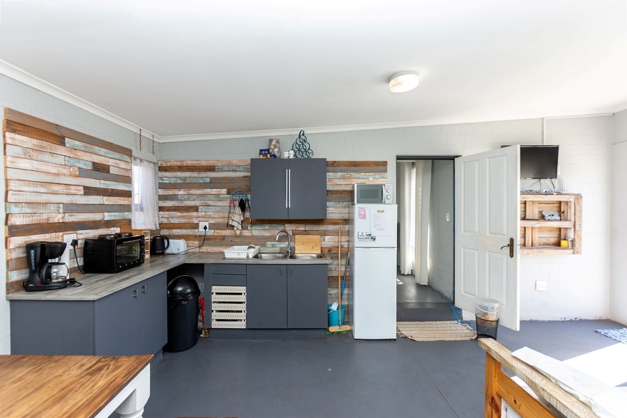 13 Bedroom Property for Sale in Olifantskop Western Cape